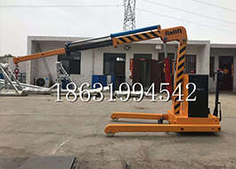 巨鹿县随车吊机码头那里有巨鹿县液压小吊机随车吊机巨鹿县附近四不像随车吊码头